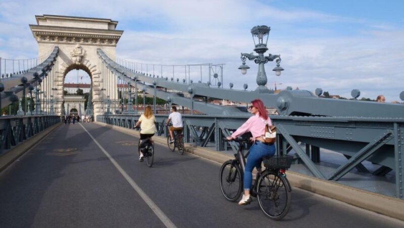 Budapest: Guided E-Bike Sightseeing Tour - Exploring Budapest on an E-Bike