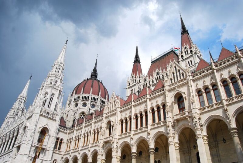 Budapest: Guided Walking Tour of Pest - Exploring Budapest’s Pest Side: An In-Depth Review