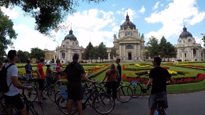 Budapest Highlights Bike Tour with a local guide - Who Is This Tour Best Suited For?