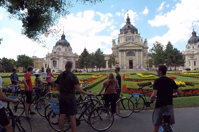 Budapest Highlights Bike Tour with local guide - What Reviewers Say
