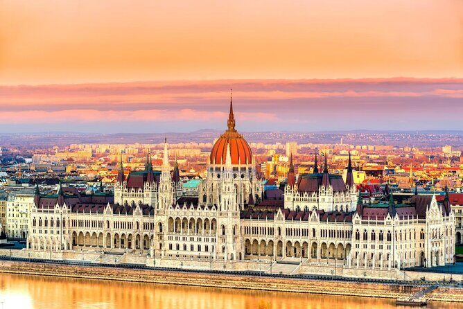 Budapest Historic Downtown Bicycle Tour in small groups - Discover Budapest on Two Wheels: The Historic Downtown Bicycle Tour