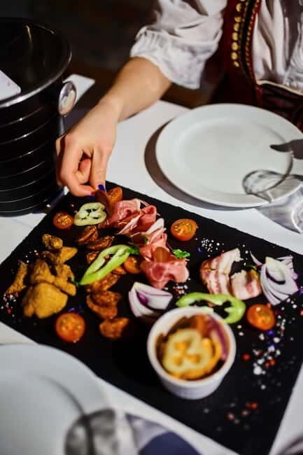 Budapest: Hungarian Folk Dance & Concert with Dinner Option - Practical Tips for Visitors