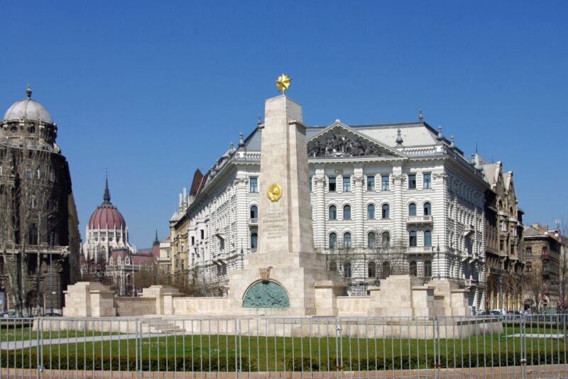 Budapest: Inner City Walking Tour in German - FAQ