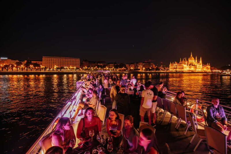 Budapest: Lotus Cruise with Unlimited Aperol and Prosecco - An In-Depth Look at the Lotus Cruise Experience