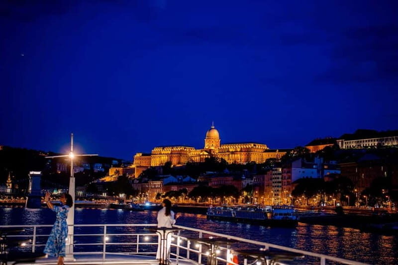 Budapest: Lotus Cruise with Unlimited Premium Drinks - FAQ