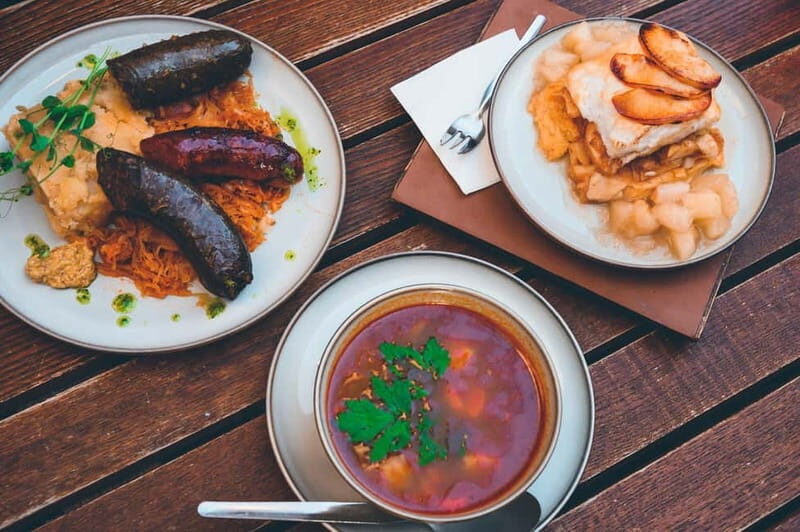 Budapest Market and Food Tasting Tour with a Local Guide - Key Points