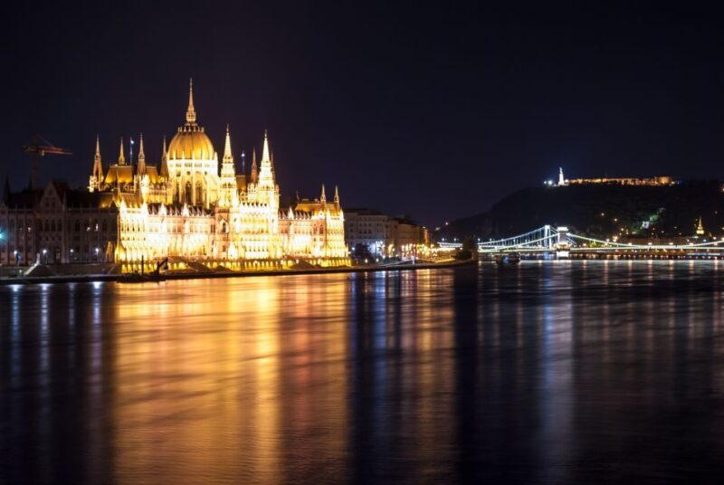 Budapest: New Years Eve Boat Cruise with Unlimited Drinks - Frequently Asked Questions