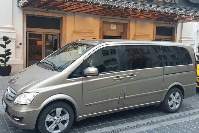Budapest One Way Private Transfer to or from Airport - A Practical and Comfortable Choice for Budapest Travelers