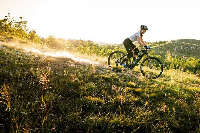 Budapest Peaks Off-Road eBike Tour - Key Points