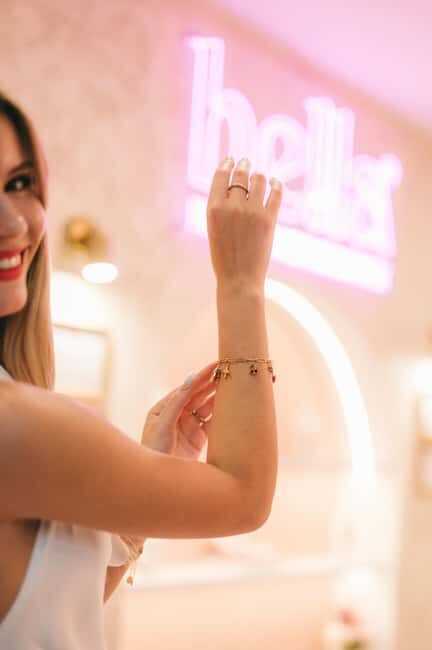 Budapest: Personalized Bracelet-Making Experience - Practical Tips & Considerations