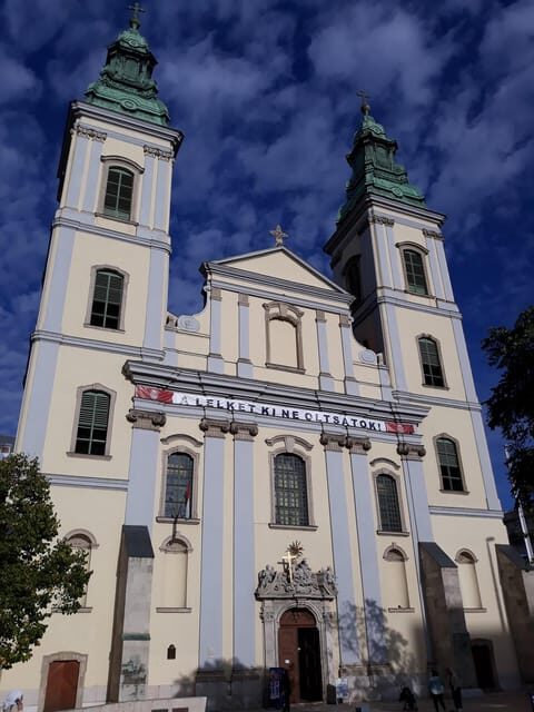 Budapest: Pest Side Walking Tour with Folk Music Performance - FAQ