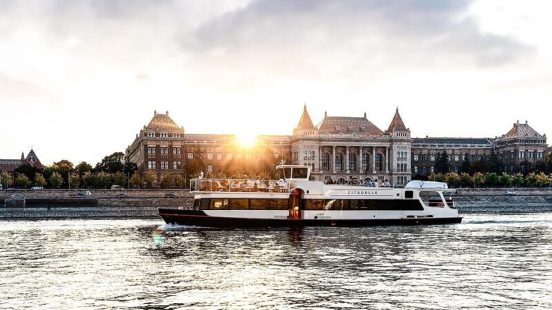 Budapest: Premium Sightseeing Cruise with Tokaj Frizzante - A Detailed Look at the Budapest Sightseeing Cruise
