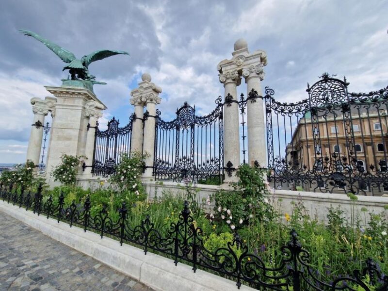 Budapest: private deluxe tour with a native, in Spanish - Exploring Budapest: A Detailed Breakdown
