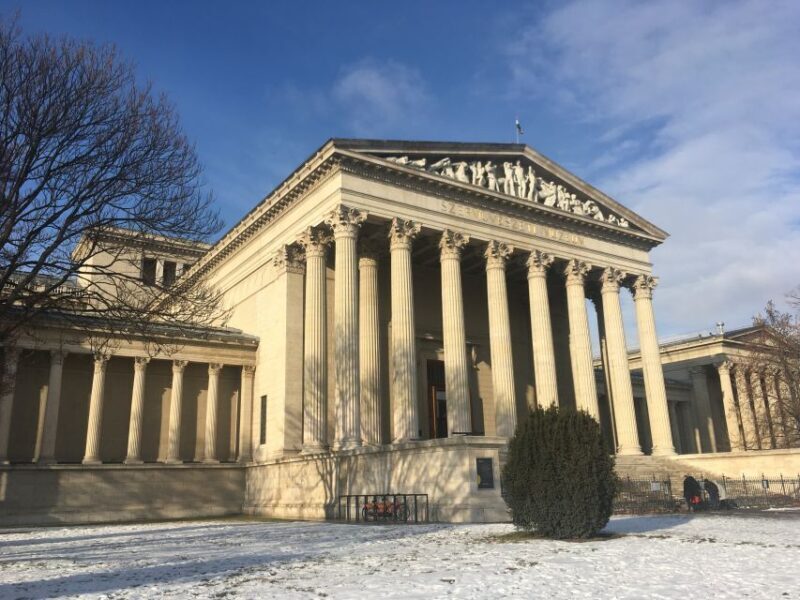 Budapest: Private Sightseeing Walking Tour with Local Guide - An In-Depth Look at the Budapest Private Walking Tour