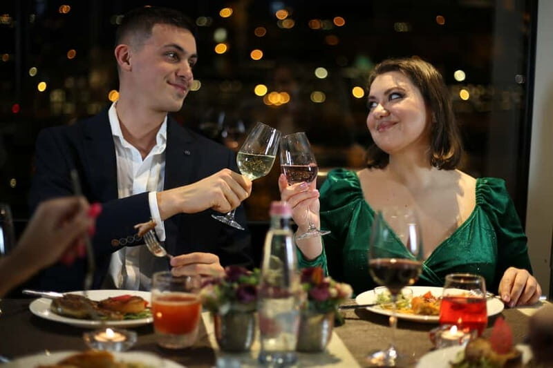 Budapest: Prosecco Dinner Cruise with Live Music - A Full Look at the Experience