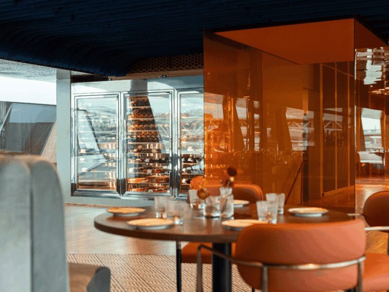 Budapest: Romantic Dinner Cruise-Live Music&Unlimited Drinks - FAQ