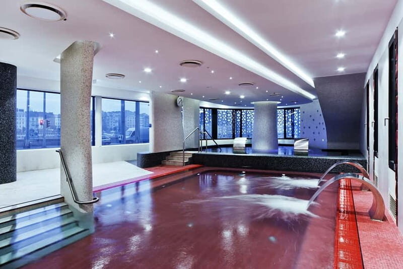 Budapest: Rudas Spa Entry with 3-Course Meal - Who Will Enjoy This?