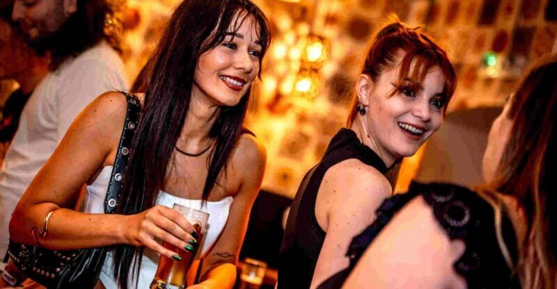 Budapest: Ruin Bar Pub Crawl with Entry Tickets - Key Points