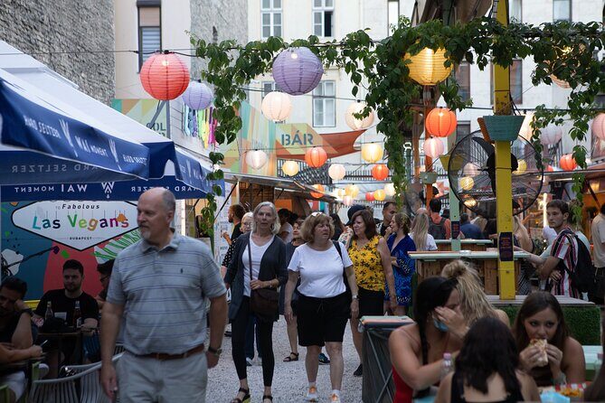 Budapest Ruin Bars Evening Walking Tour with Drinks & Street Food - Who Should Consider This Tour?