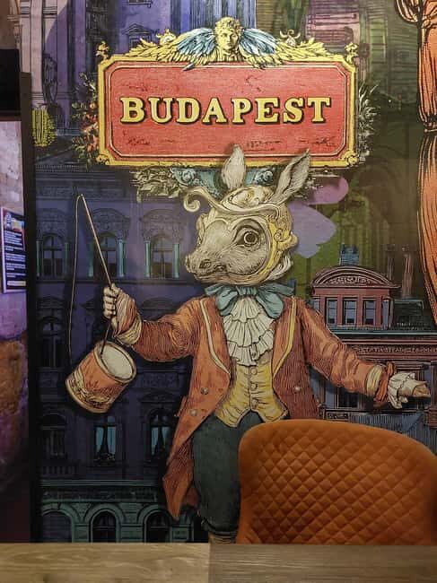 Budapest: Ruin Bars Private Photo Tour - Who Should Consider This Tour?