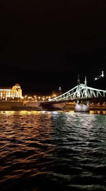 Budapest: Small Group Cruise on Private Boat w/ Live Guide - FAQs