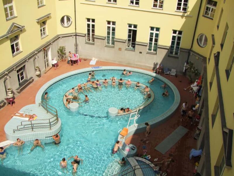 Budapest Super Saver: Spa, Basilica Tour, and Danube Cruise - Key Points