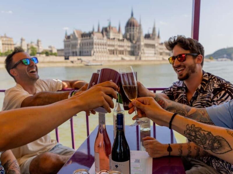 Budapest: Unlimited Drink Cruise - The Experience at a Glance