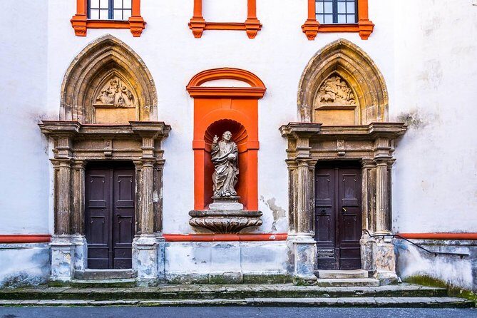Budapest-Vienna One-Way Sightseeing Transfer - Why This Tour Works