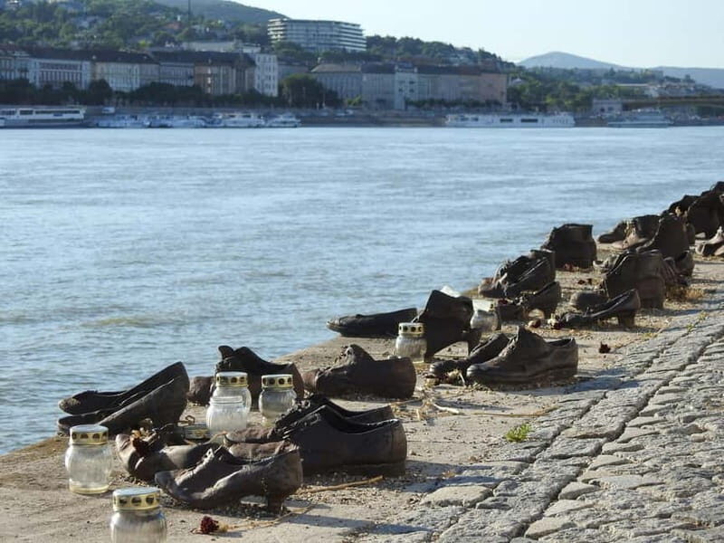 Budapest: Walking Tour to the Shoes Memorial and Parliament - Who Is This Tour Best For?