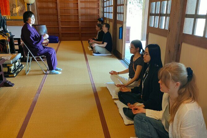 Buddhism Meditation, Statues Viewing Lunch Box Making at temple - A Detailed Look at the Experience