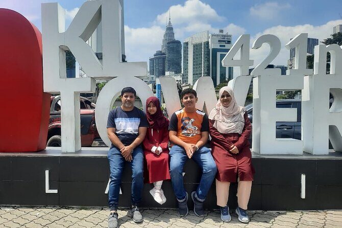 Budget Tour: Kuala Lumpur Full-Day City Tour - Exploring Kuala Lumpur: A Practical and Authentic Day Out