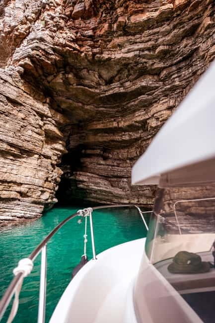 Budva Bay: Boat Tour with Snorkeling and Sightseeing - Who Should Book This Tour?
