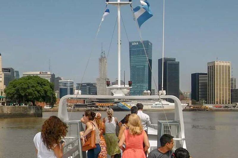 Buenos Aires: Navigation from Pto. Madero to La Boca - Who Would Love This Tour?