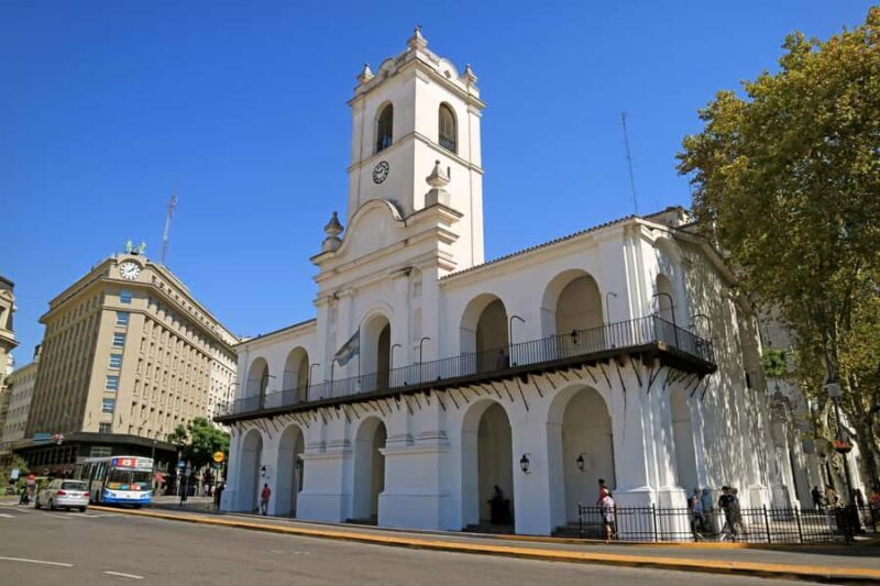 Buenos Aires: Private City Tour discovering history and culture. - Key Points