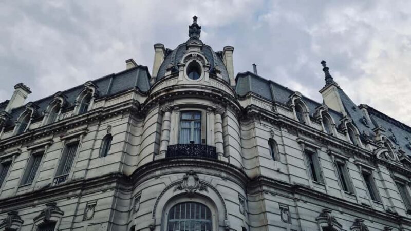 Buenos Aires: Retiro Neighborhood Tour For Small Groups - What Makes This Tour Special?