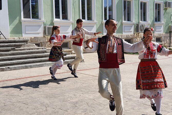Bulgaria Day Trip - Private Tour from Bucharest - Veliko Tarnavo & Arbanasi - Key Points