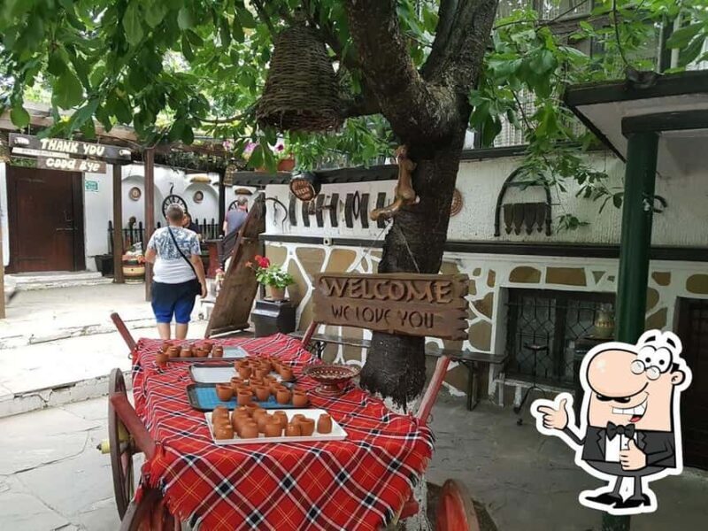 Bulgarian Evening: Traditional Restaurant & Folklore Program - The Sum Up