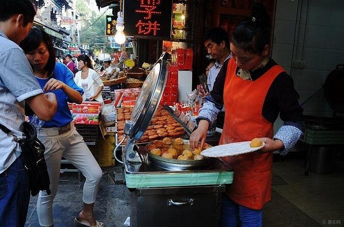 Bullet Train 2-day Tour from Beijing to Xi'an Terracotta Warriors & City Wall - Frequently Asked Questions