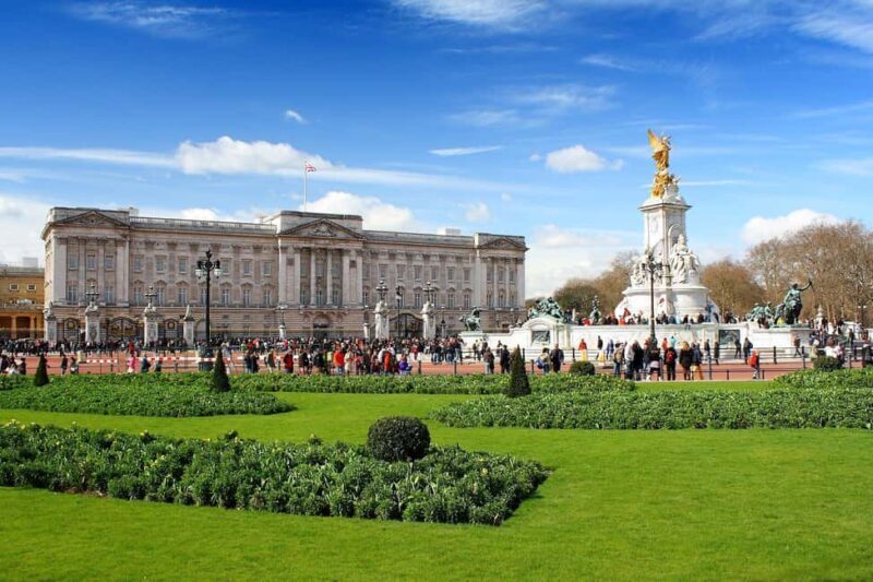 Bundle: British Museum-Changing of the Guard-Jack the Ripper - A Full Day of London Highlights in One Tour Bundle