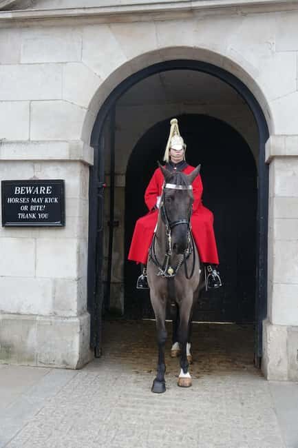 Bundle: British Museum-Changing of the Guard-Jack the Ripper - Who Should Consider This Tour?