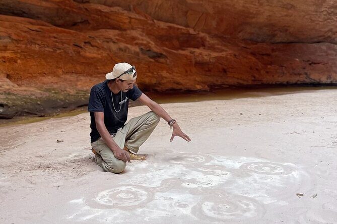 Bungle Bungle day trek from Halls Creek - Fly, 4wd, Trek - Key Points