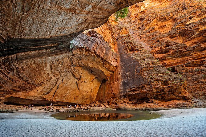 Bungle Bungle Flight & Domes To Cathedral Gorge Walking Tour - Authentic Experiences & Genuine Value