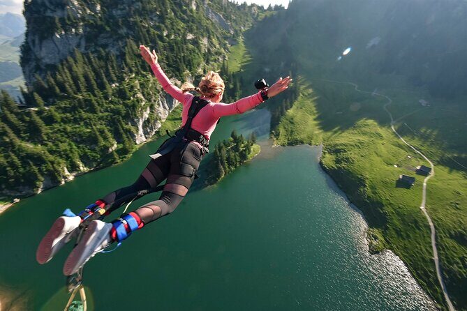 Bungy Jump Stockhorn with OUTDOOR - What Makes This Tour Stand Out?