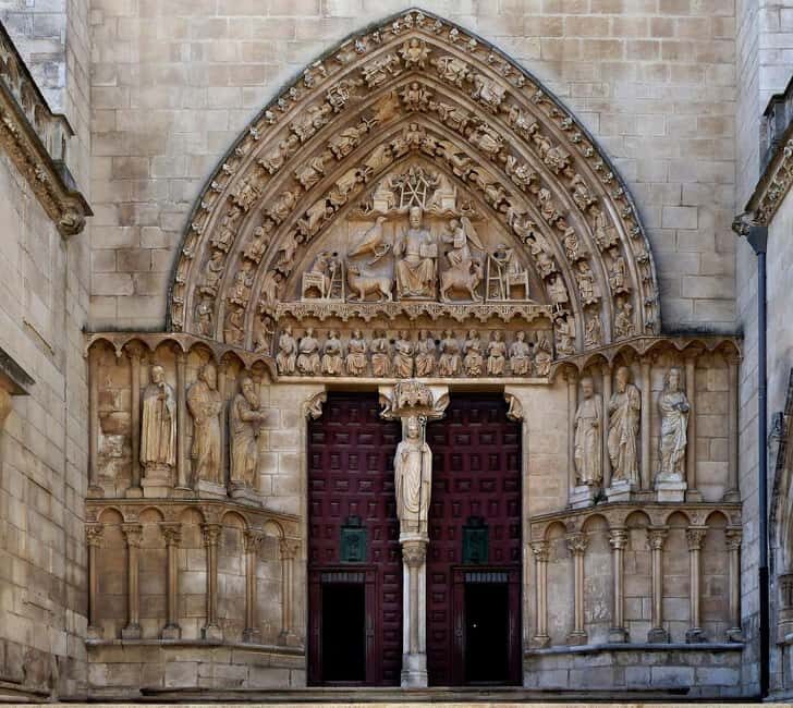 BURGOS From Madrid: VIP Guided tour & private Van - Exploring the Itinerary in Detail