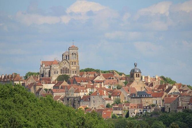 BURGUNDY: VEZELAY & FONTENAY ABBEY - Private day trip from Paris by Train - Key Points