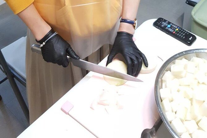 Busan Kkakdugi(Korean radish Kimchi) class with various options - Discover the Art of Making Korean Radish Kimchi in Busan