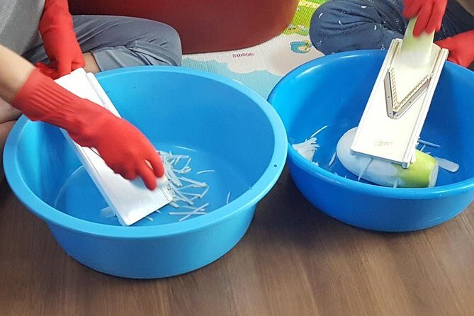 Busan Kkakdugi(Korean radish Kimchi) class with various options - Key Points