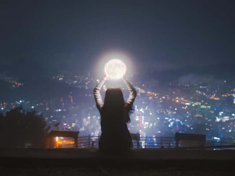 Busan Night - Guided Tour with Professional Photographer - FAQ