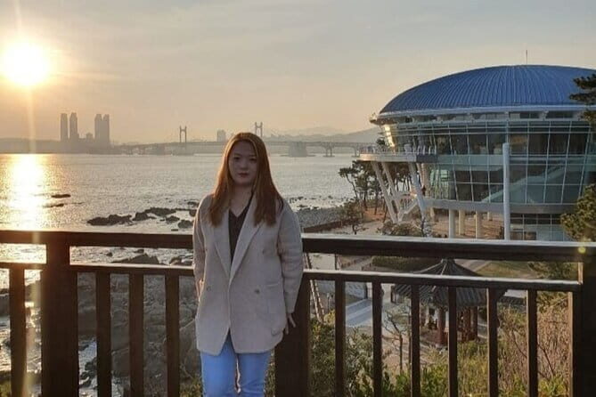 Busan private tour - Stop 1: Cheongsapo Daritdol Skywalk