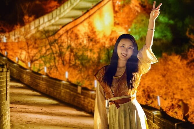 Busda-e:Badaling Great Wall Night Group Tour - Experience the Badaling Great Wall at Night: A Practical Review